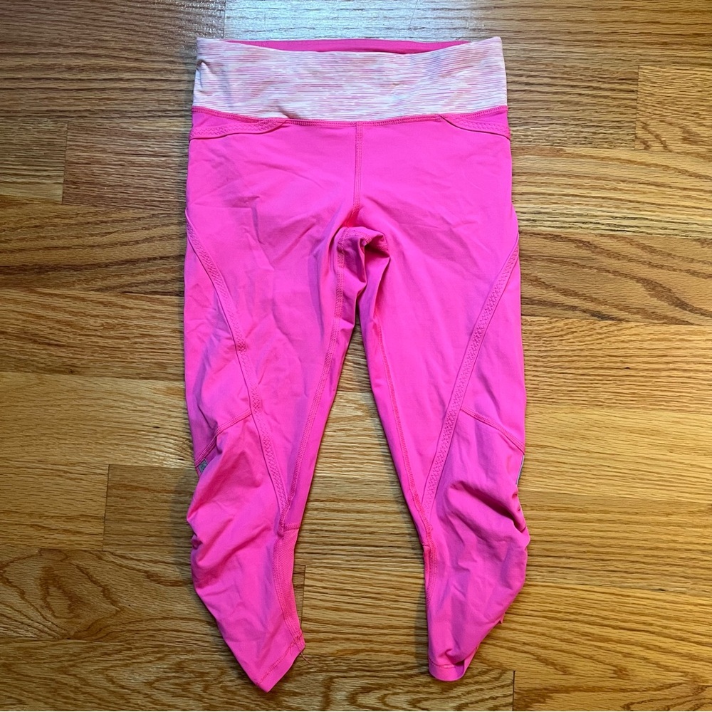 Lululemon hot pink cropped leggings size 2